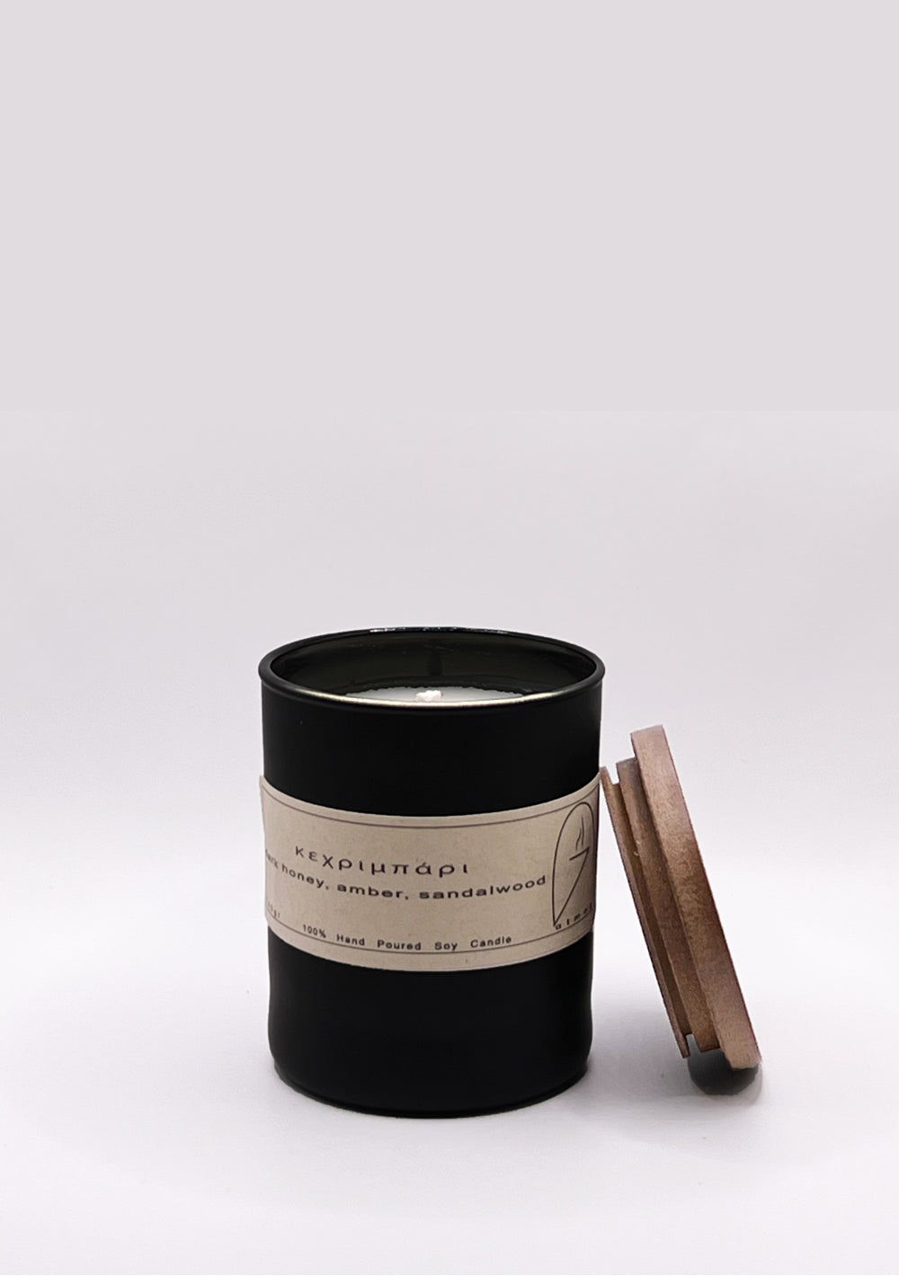 Scented Candle κεχριμπάρι - amber, Sustainable black glass, recycling label, wooden lid. 